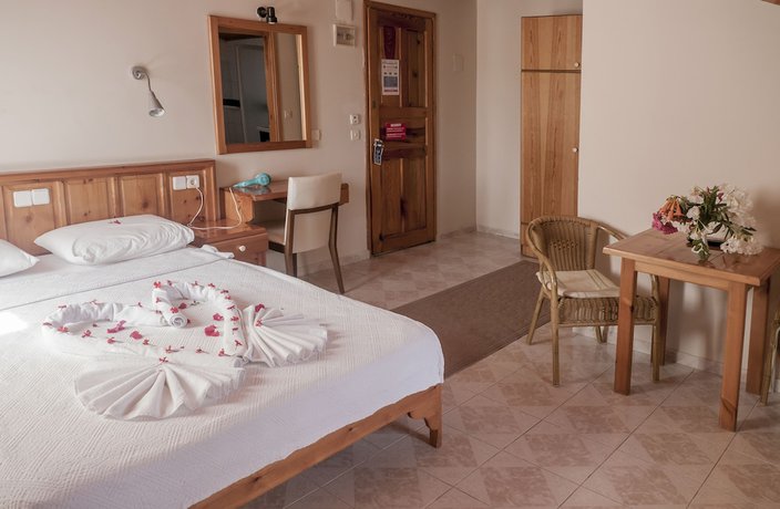 Imagen de la habitación del Metin Hotel. Foto 10