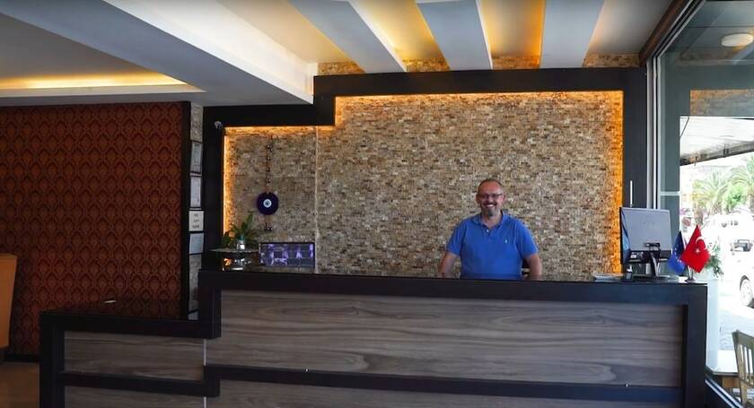 Imagen general del Metro Otel İzmir. Foto 7