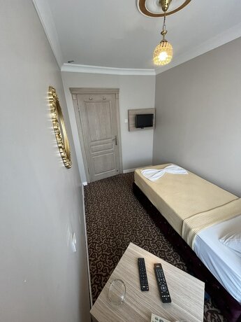 Imagen de la habitación del Metropol Hotel 2. Foto 16