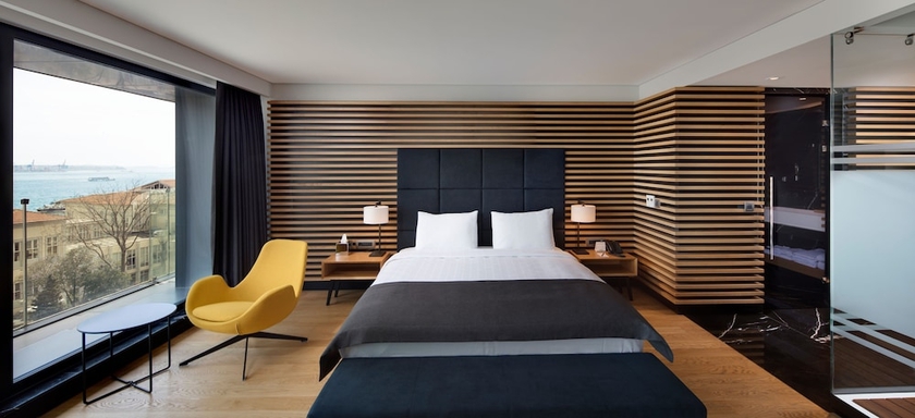 Imagen de la habitación del Metropolitan Hotels Bosphorus. Foto 11