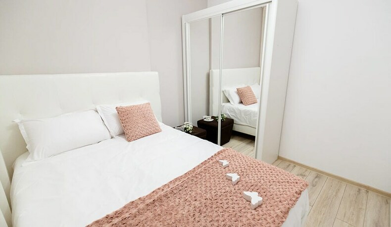 Imagen de la habitación del Metropolitan Iassium Luxury Suites. Foto 26