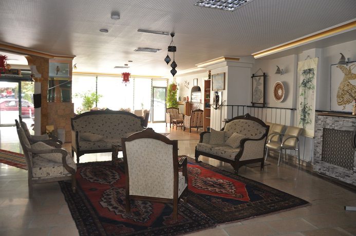 Imagen de los interiores del Mevlana Sems Hotel. Foto 11