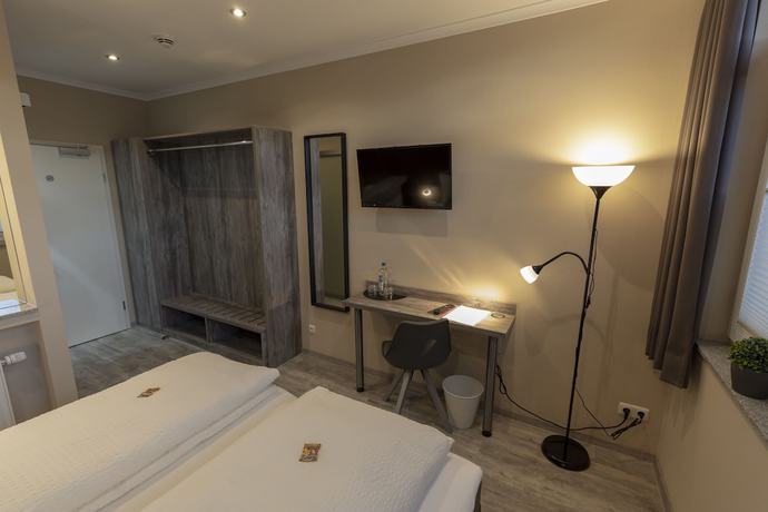 Imagen de la habitación del Mey Hotel. Foto 9