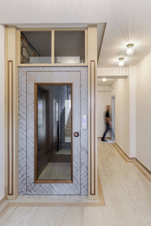 Imagen de los interiores del Meydani Suites. Foto 16