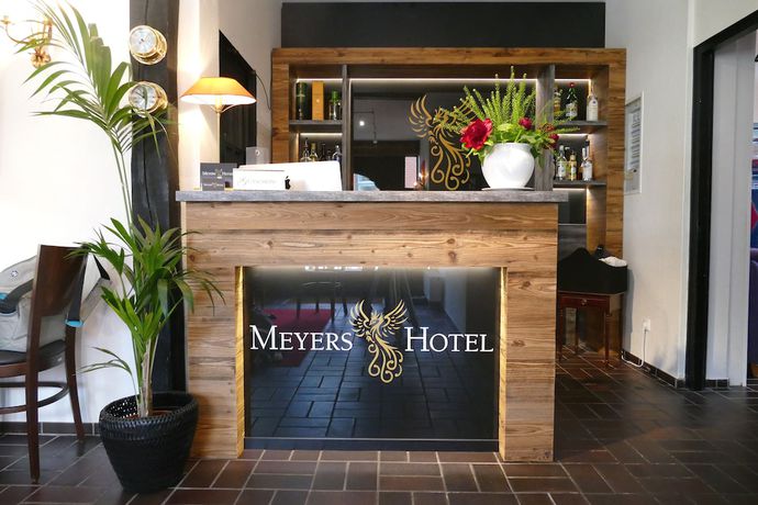 Imagen de los interiores del Meyers Hotel. Foto 20