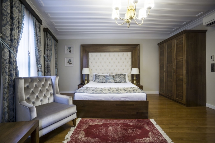 Imagen de la habitación del Mezzo Hotel. Foto 9