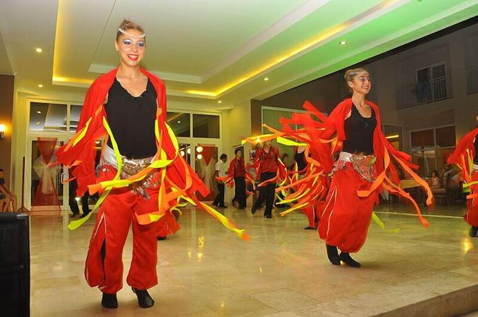 Imagen de los interiores del Mg White Lilyum Hotel. Foto 10