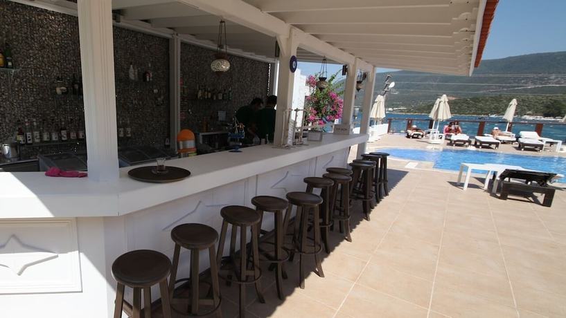 Imagen del bar/restaurante del Mi Casa Beach Hotel. Foto 3