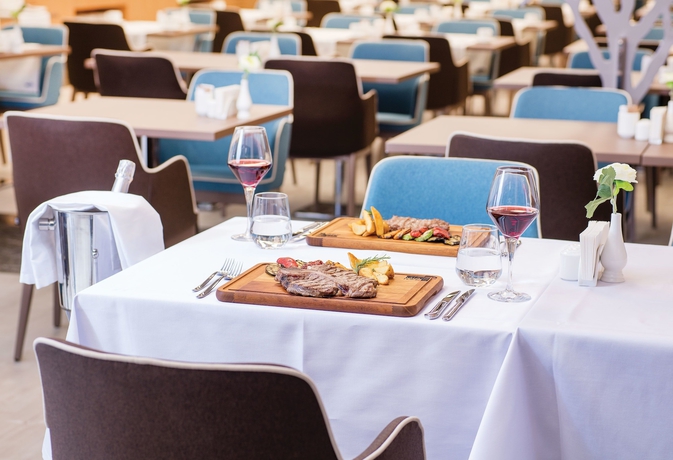 Imagen del bar/restaurante del Mia City Hotel. Foto 4