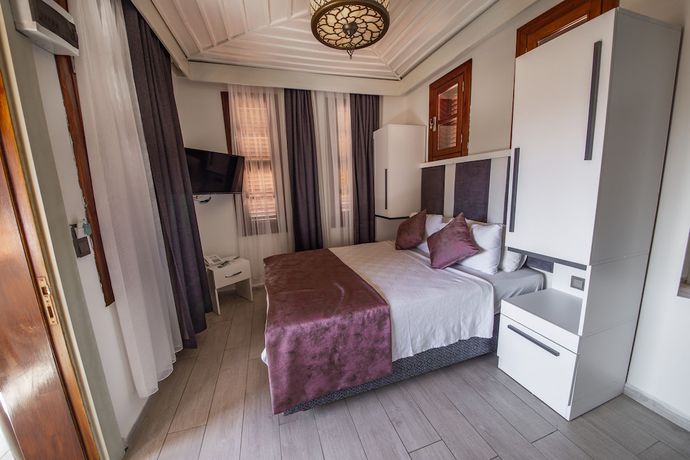 Imagen de la habitación del Mia Hotel. Foto 9