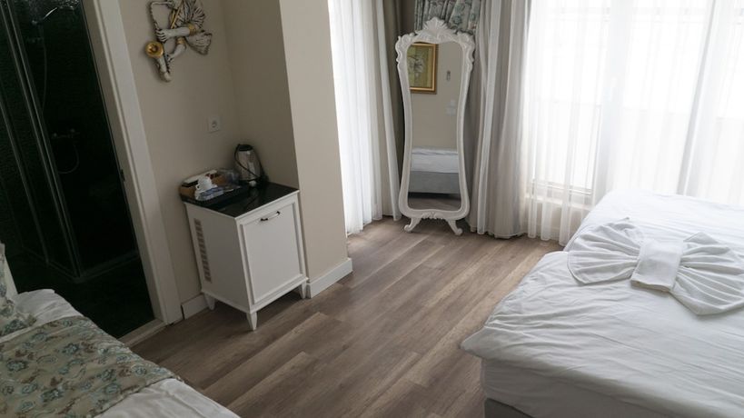 Imagen de la habitación del Mic Royal Hotel. Foto 5