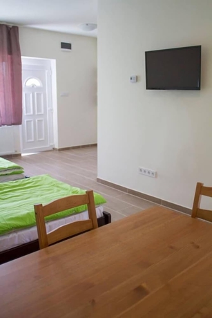 Imagen de la habitación del Microstore Airport Panzio. Foto 15
