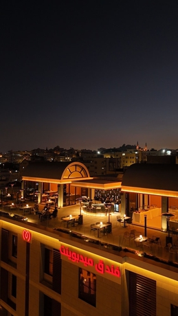 Imagen del bar/restaurante del Midpoint Hotel. Foto 4