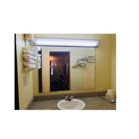 Imagen de la habitación del Mid-town Inn. Foto 7