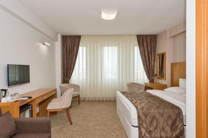 Imagen de la habitación del Mien Suites. Foto 5