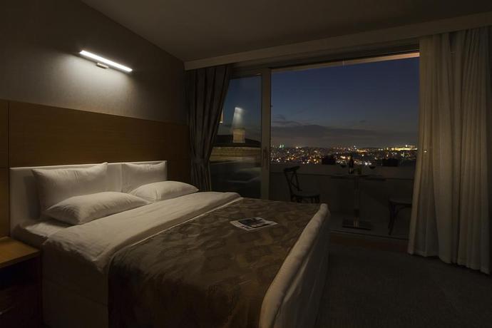 Imagen de la habitación del Mien Suites. Foto 8