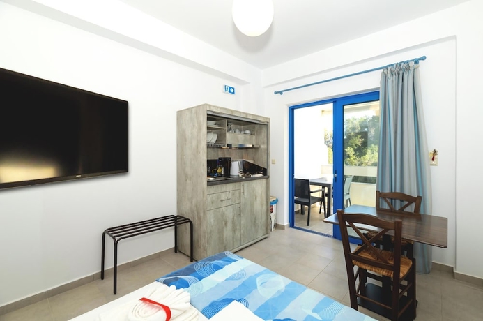 Imagen de la habitación del Mikro Nisi Studios and Apartments. Foto 5