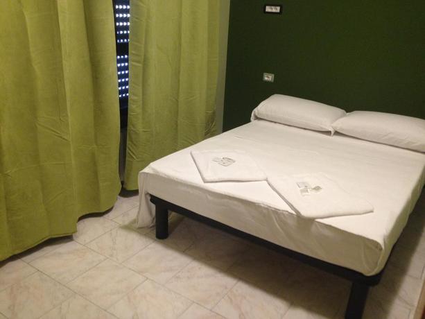 Imagen de la habitación del Milan Hotel, Mil&aacute;n. Foto 2