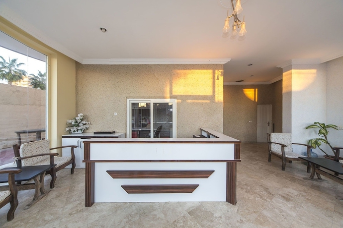 Imagen de los interiores del Milano Beach Family Hotel. Foto 15