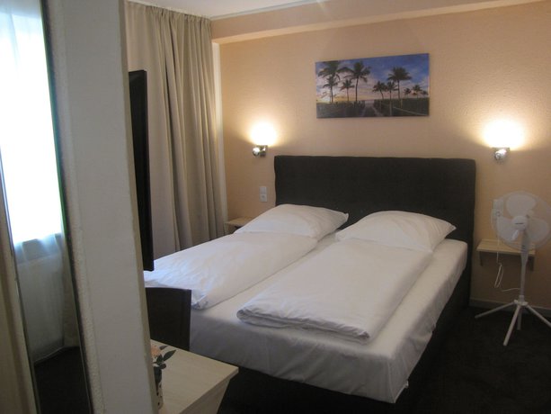 Imagen de la habitación del Milano Hotel. Foto 7