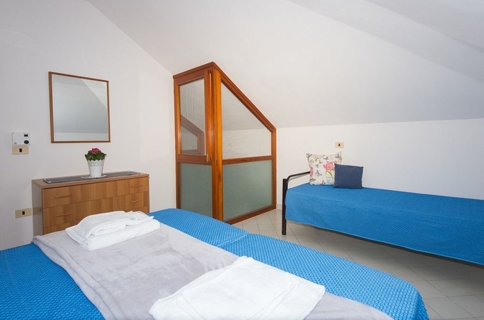 Imagen de los interiores del Mimì Sul Mare. Foto 16