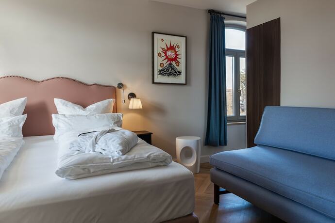 Imagen de la habitación del Mimosa Suites. Foto 16