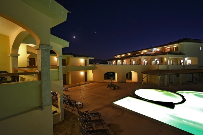 Imagen de los interiores del Mimose Beach Village. Foto 15