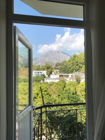Imagen de la habitación del Mina Grand Hotel. Foto 16