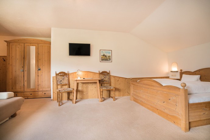 Imagen de la habitación del Mineralienhotel Natznerhof. Foto 7