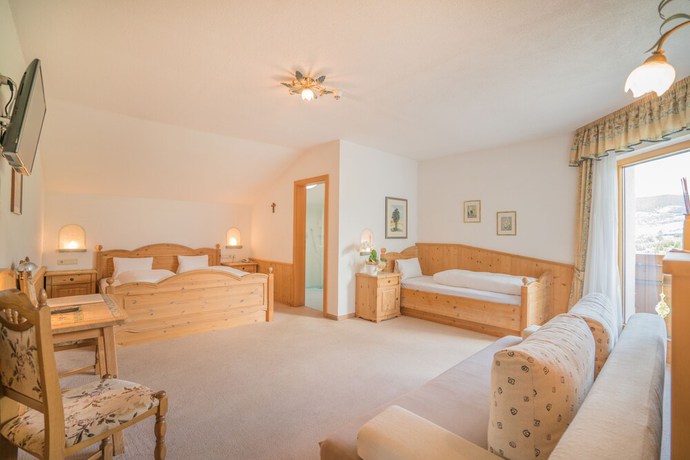 Imagen de la habitación del Mineralienhotel Natznerhof. Foto 12