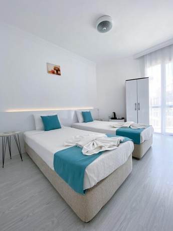 Imagen de la habitación del Minerva Port Hotel. Foto 3