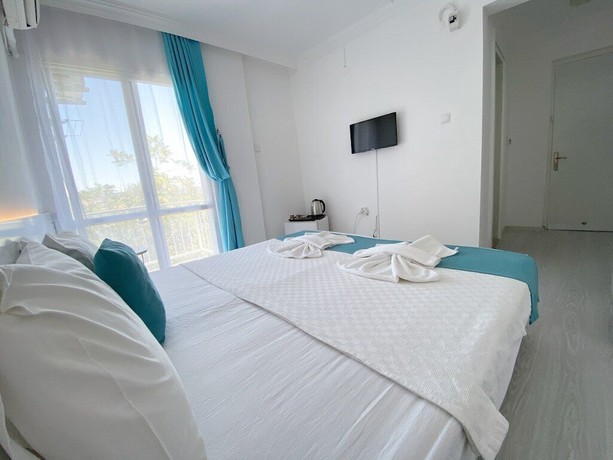 Imagen de la habitación del Minerva Port Hotel. Foto 7