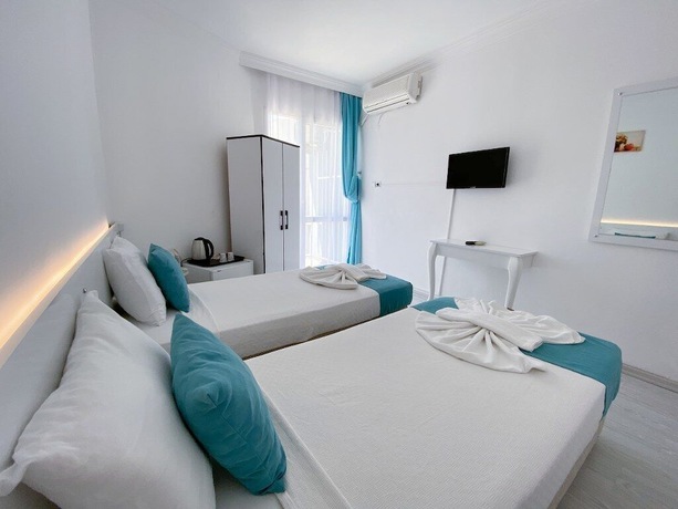Imagen de la habitación del Minerva Port Hotel. Foto 11