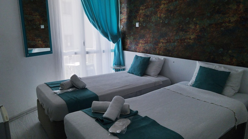 Imagen de la habitación del Minerva Port Hotel. Foto 13