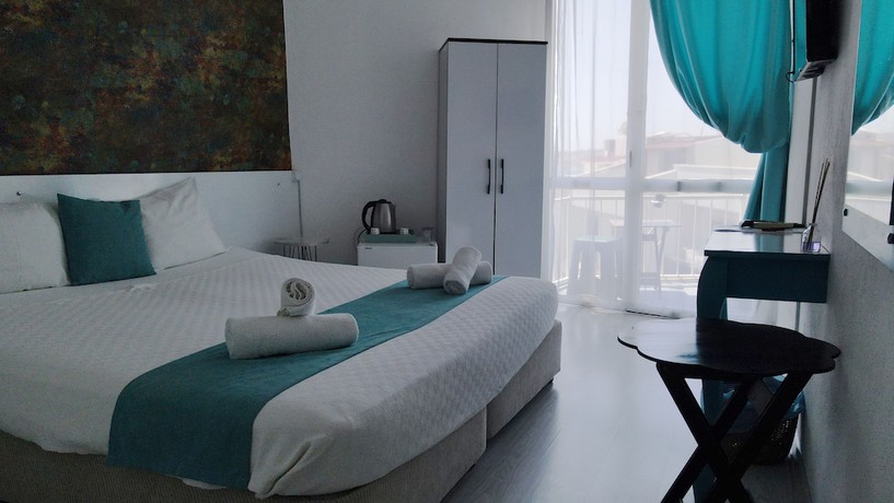 Imagen de la habitación del Minerva Port Hotel. Foto 17