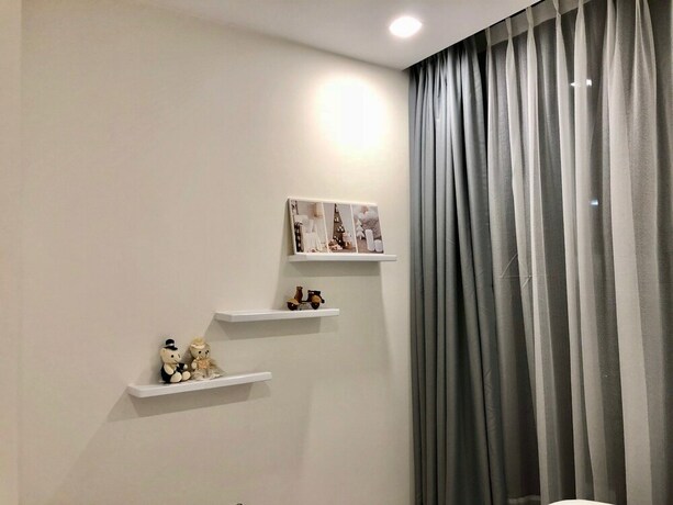 Imagen de los interiores del Mins Apartment - Vinhome Golden River. Foto 34