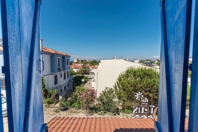 Imagen de los interiores del MirAda Blue Otel Bozcaada. Foto 15