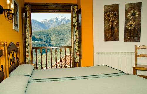 Imagen de la habitación del Mirador De Enterrias. Foto 7