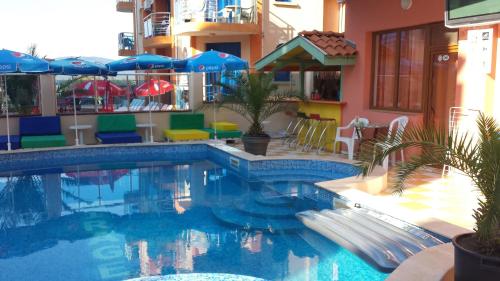 Imagen general del Mirage Family Hotel. Foto 8