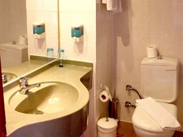 Imagen de la habitación del Miramar Hotel. Foto 9