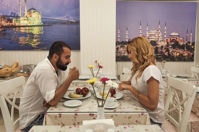 Imagen del bar/restaurante del Miran Hotel. Foto 3