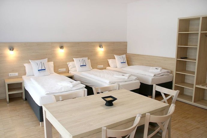 Imagen de la habitación del Miratel Hotel. Foto 8