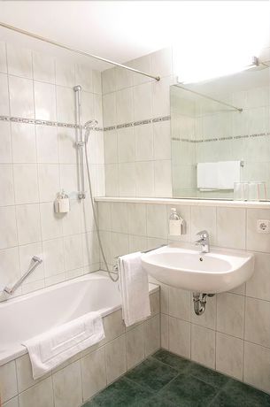 Imagen de la habitación del Miratel Hotel. Foto 18