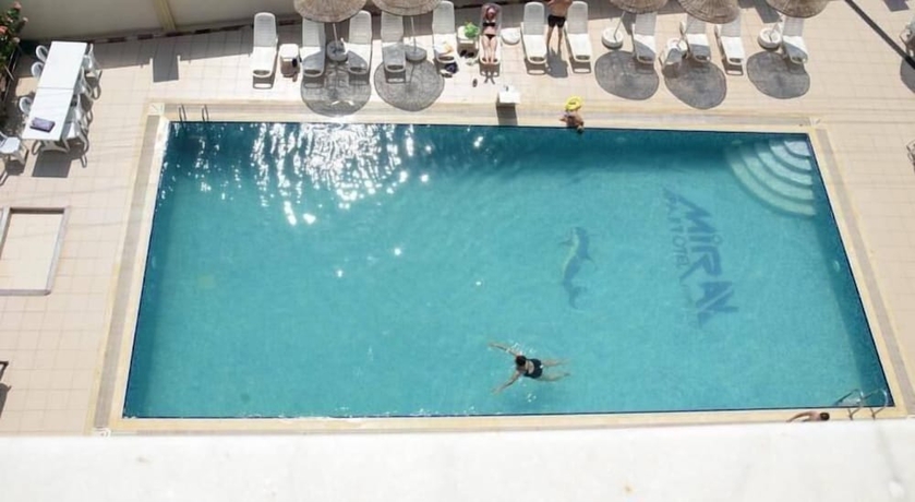 Imagen de la piscina del Miray Termal Otel. Foto 11