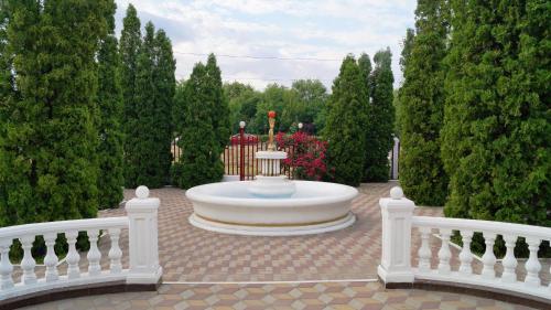 Imagen general del Mirazh Restaurant-hotel Complex. Foto 2