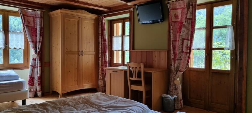 Imagen de la habitación del Mirtillo Alpino. Foto 13