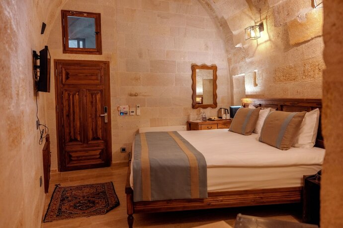 Imagen de la habitación del Misty Cave Hotel. Foto 15