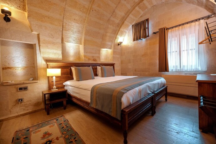 Imagen de la habitación del Misty Cave Hotel. Foto 17