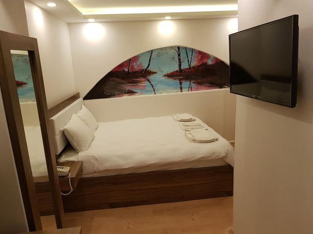 Imagen de la habitación del Mitani Suites. Foto 14