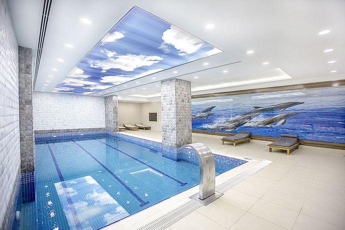 Imagen de la piscina del Mitannia Regency Hotel. Foto 19